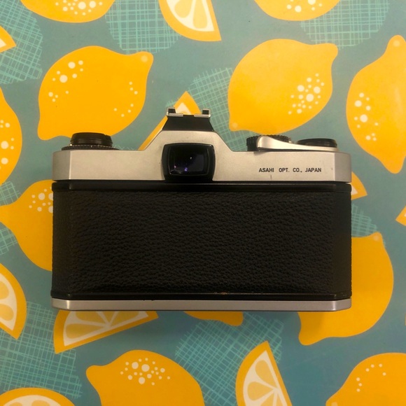 Pentax Spotmatic F - Picture 4 of 14